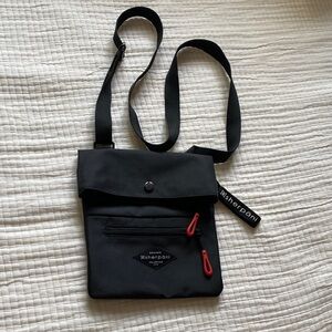 Sherpani PICA Black and Red Messenger Bag (waterproof and NWOT)